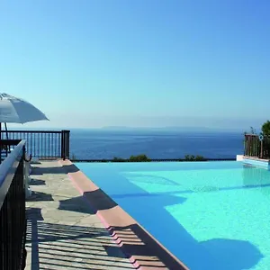 La Pinède Rez De Jardin Accès Direct Plage Piscine Appartement